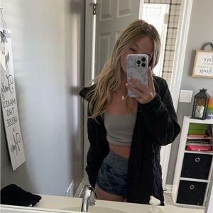 Meet your Posher, Kendall